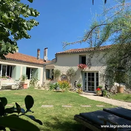 La Grande Barbotiere D'exception * Saint-Vivien (Charente-Maritime)